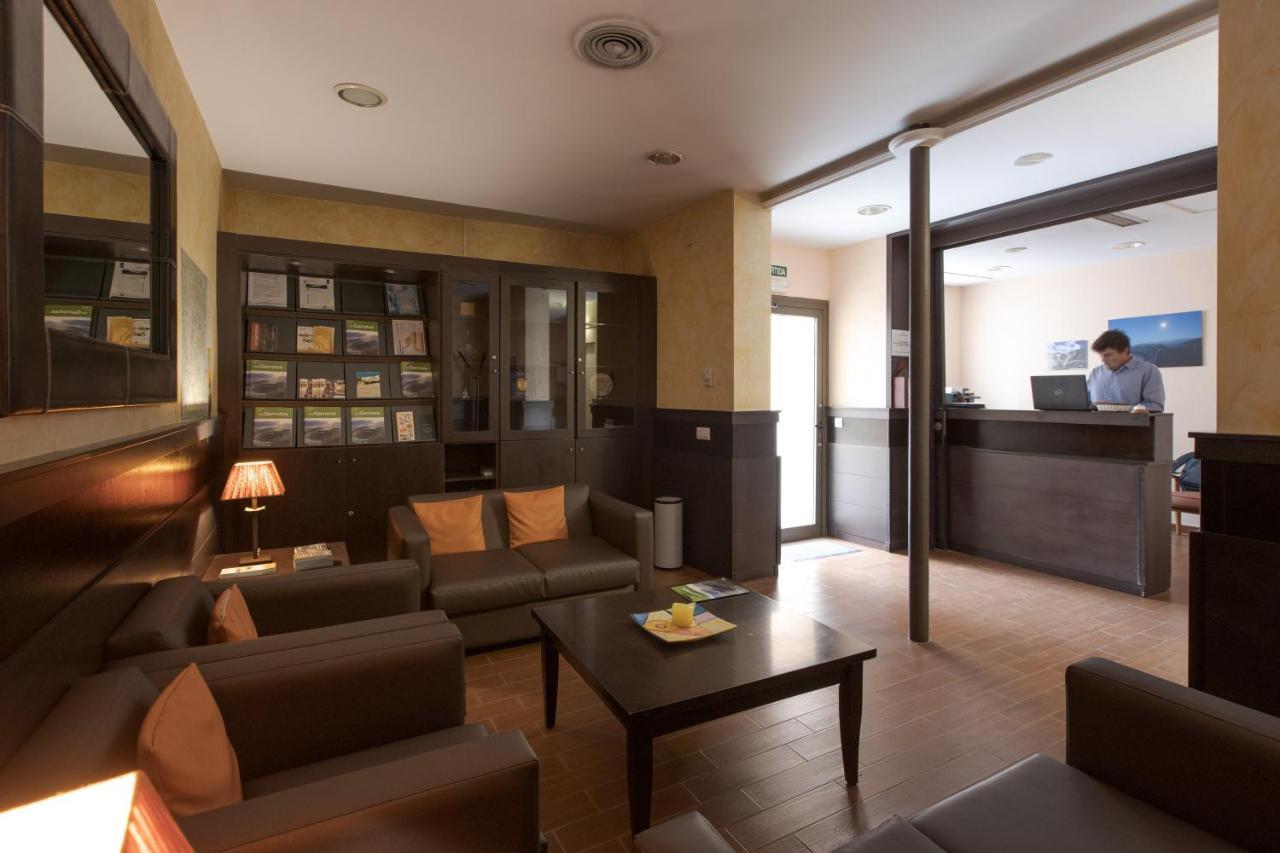Hotel Alta Garrotxa Tortella Luaran gambar