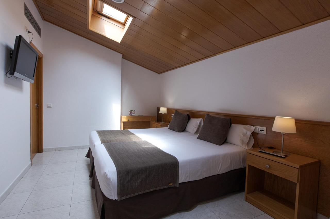 Hotel Alta Garrotxa Tortella Luaran gambar