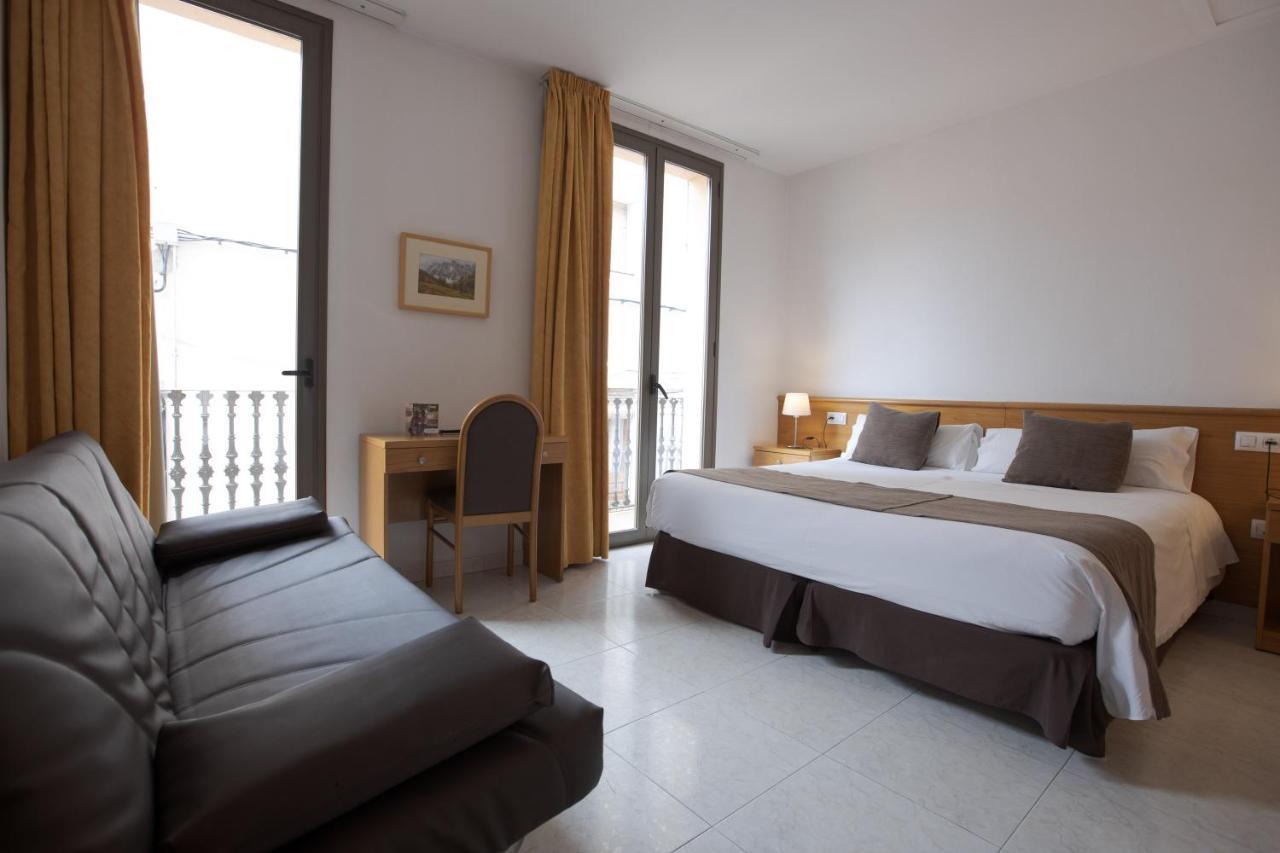 Hotel Alta Garrotxa Tortella Luaran gambar